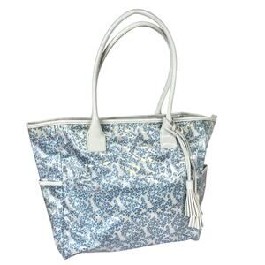 Beau & Ro White with Blue Flowers Plastic Overlay Beach Tote Waterproof